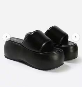 OUTRYT Platform Slide Sandals