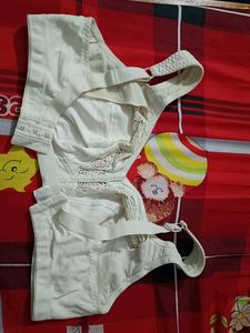 Floral Embroidered Bra 40 c and d cup