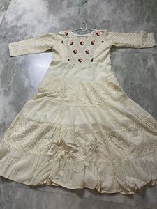 Elegant Embellished Ethnic Gown