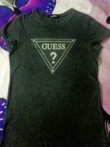 Stylish Tops Guess