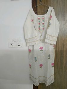 Very Beautiful White Dress Set New In Condition