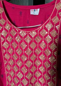 Pretty Zari Design Yoke Part kurti