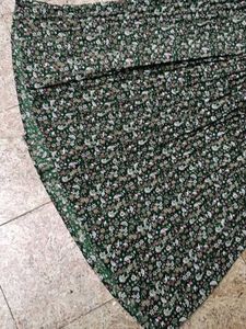 Floral Maxi Dress - Flowy &amp; Chic