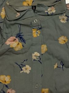 H&M Floral Print Top