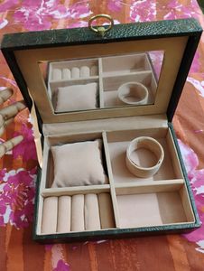 Jewellery Box 50 % Offer