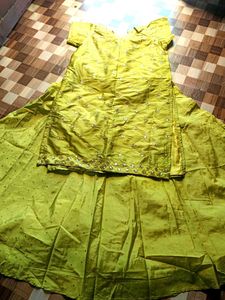 2 In 1 Ethnic Gowns For Mehndi
