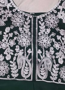 Elegant Green Embroidered Kurta