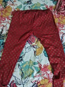 Red Printed Leggings