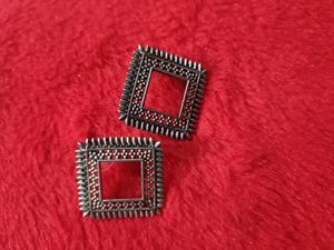 Oxidized Square Earrings