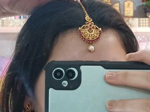 Golden And Pink Jewellery Set