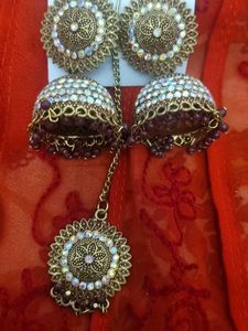 Jhumka Earrings With Mangtika
