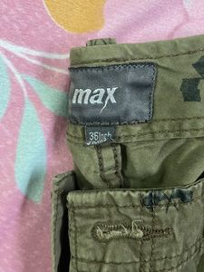 Max Shorts With Flag Patterns
