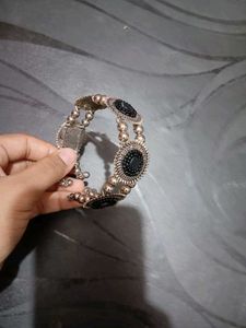 Stylish Black Stone Bangle
