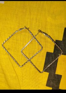 6 Sets Of  Earings