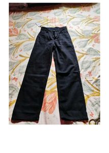 Wide Leg Jeans - Light Wash