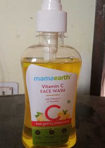 MAMAEARTH VIT.C FACE WASH