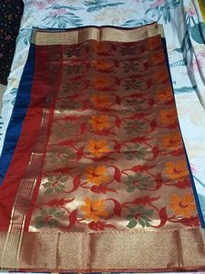 Floral Pattern Silk Saree