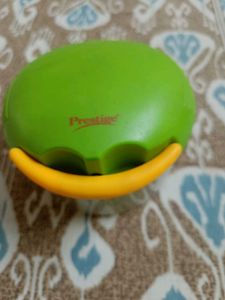 Prestige vegetable chopper (thread loose h)