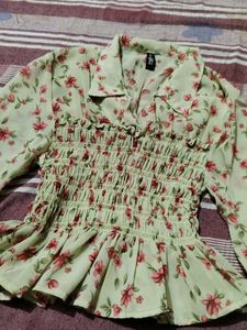 Floral Green Pista Top With Collar