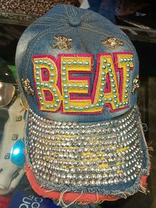 BEAT. CAP