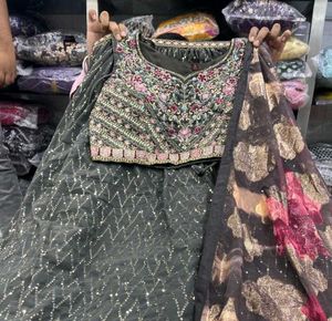🔥 Combo Of 2 Heavy Lahenga 🔥