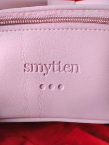 SMYTTEN BOW BAG