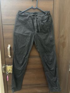 Trekking Pant For Ladies