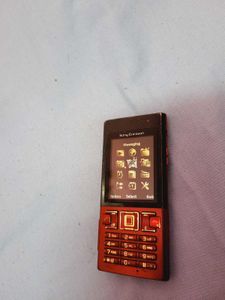 Sony Ericsson T700