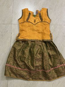 Cute Traditional Girls Outfit