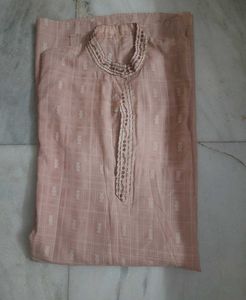 Elegant Peach Kurta With Embroidery