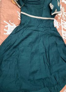 Elegant Green Embroidered Kurta