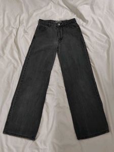 straight jeans