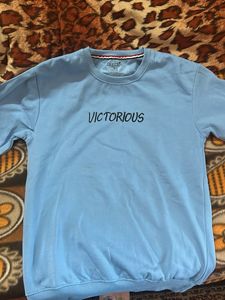 Light Blue 'Victorious' Sweatshirt🌟