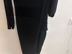 Black Ribbed Knit Midi Dress