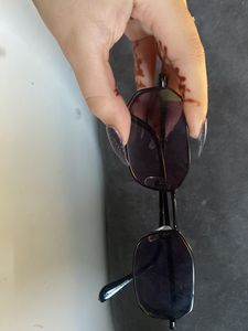 Grab These Trendy Glasses Now