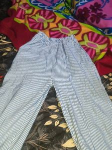 Striped Leggings with Lace Detail