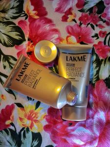 Lakme Perfect Radiance Brightening Facewash 🌷💛🌞