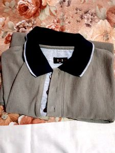 Men's Grey Coloured Tshirt