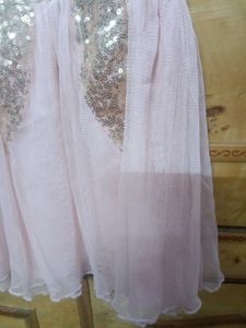 A Never Used , Beautiful One Piece Dress 👗