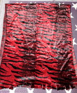 Red & Black  Soft Chadar