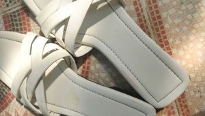 White Sandals 👡