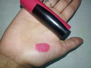 Lipliner And Lipstick