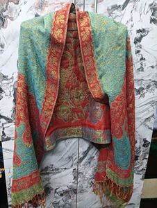 Shawl peacock 🇲🇾 woolen