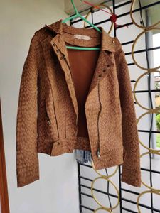 Premium Suede Jacket With Zipper Detail