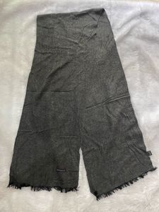 Monte Carlo Gray Scarf