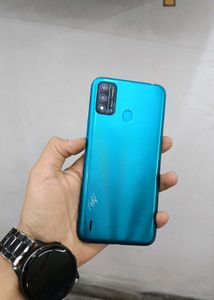 Itel A48 - Teal - Excellent Condition