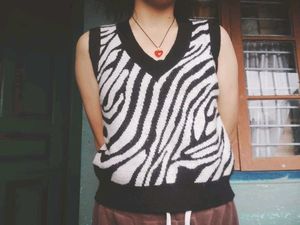 Y2k Zebra Printed Strechy Half Sweater