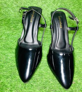 Luxyshoe Black Heels size available