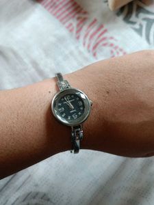 Quartz Ladies Watch