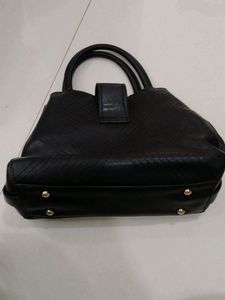 Price Drop Spacious Daily Use Black Bag No Return